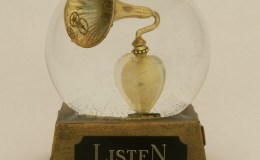 Listen … (Heart of Gold) snow&nbsp;globe