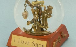 I Love Shoe – the snow&nbsp;globe
