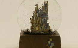 Beaded Metaphor: Seeking&nbsp;Closure