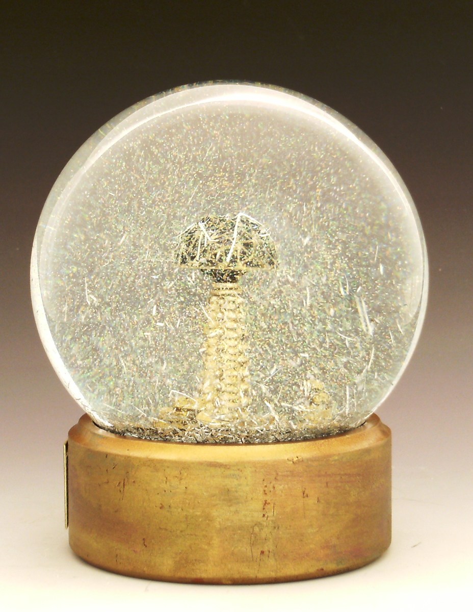 Remnants_of_Tesla snowglobe CamrynForrestDesigns_2014